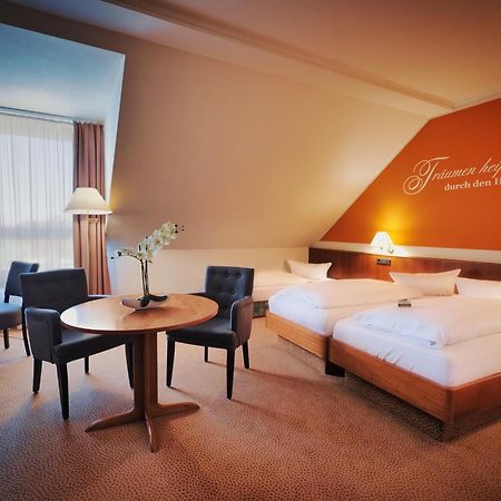 Hotel Sportwelt Радеберг Екстер'єр фото