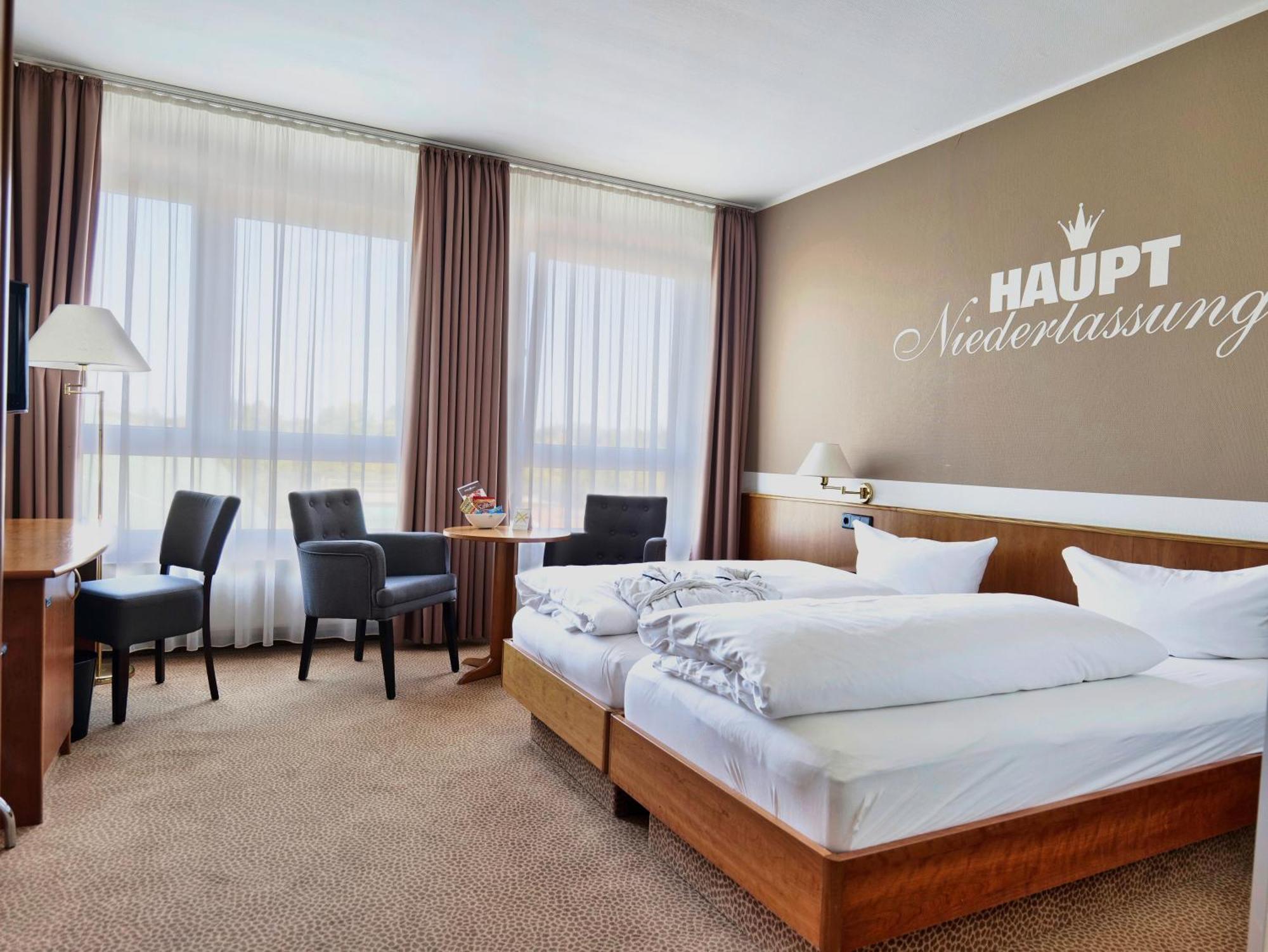 Hotel Sportwelt Радеберг Екстер'єр фото